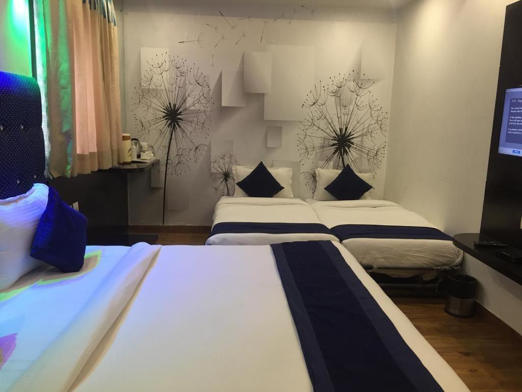 Hotel Pearl Blue Agra  Luaran gambar