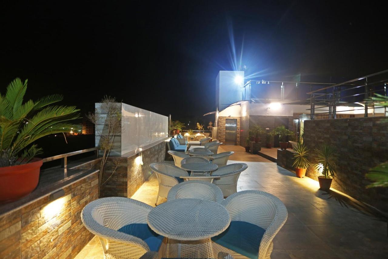 Hotel Pearl Blue Agra  Luaran gambar