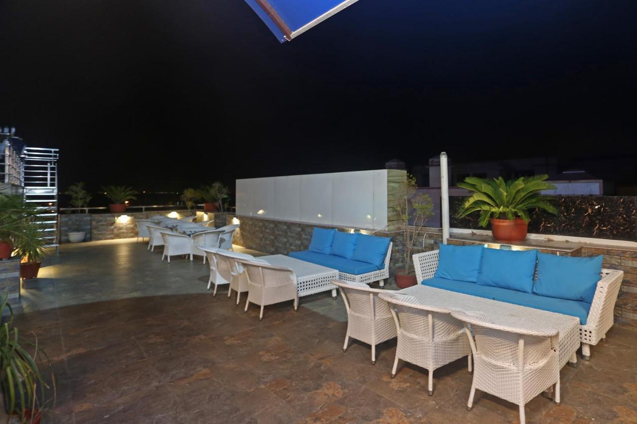 Hotel Pearl Blue Agra  Luaran gambar